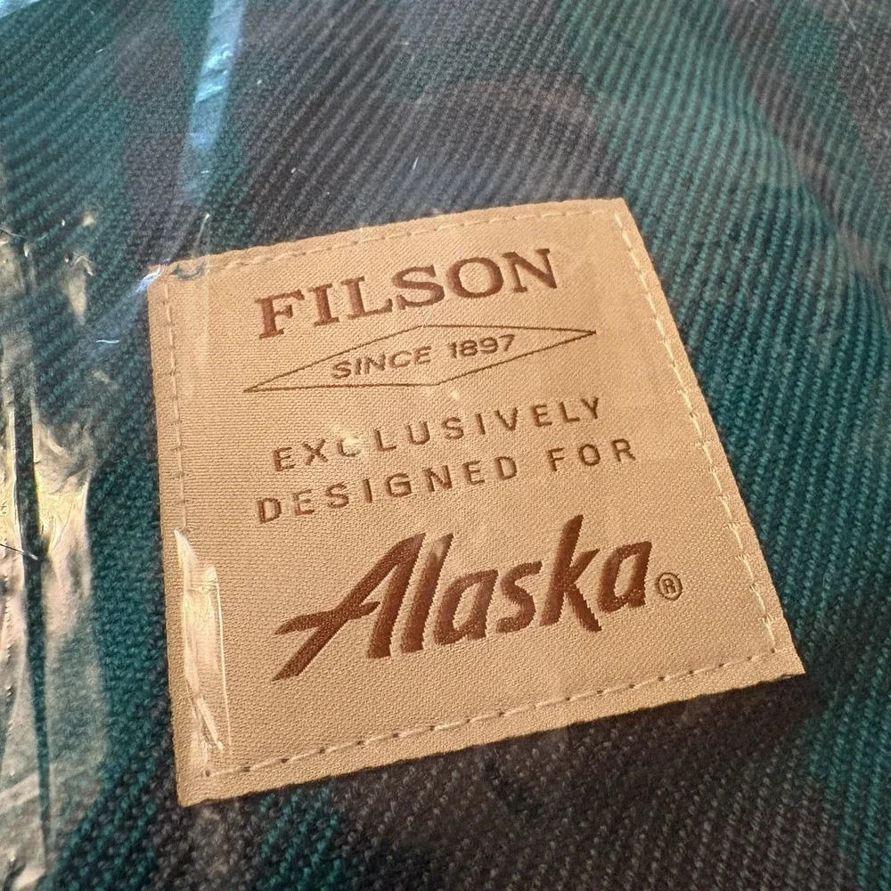 Alaska Airlines Sealed First Class FILSON Plaid Blanket (54x38) Navy Green
